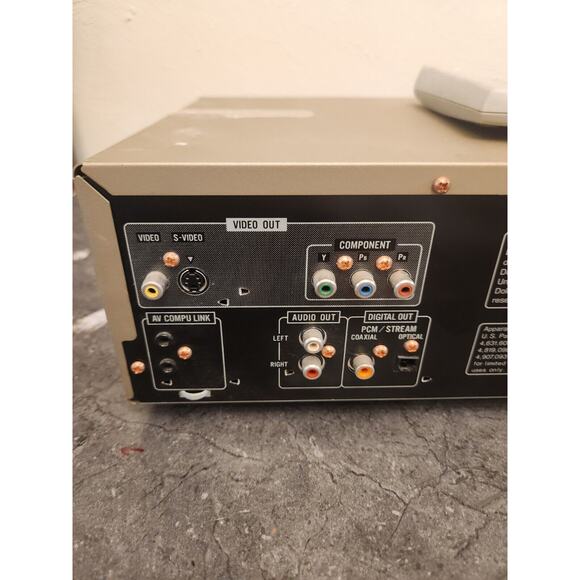 JVC 3 DVD PLAYER‎ MODEL #XV-M567GD W/ Remote - Picture 11 of 16